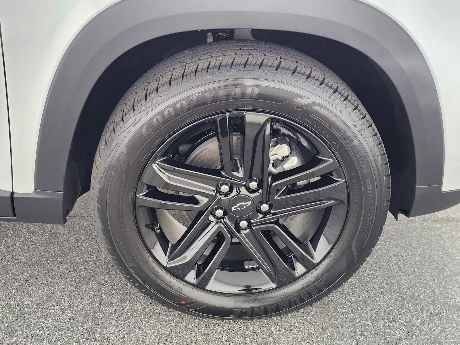New 2026 Chevrolet Trax ACTIV FWD image 9