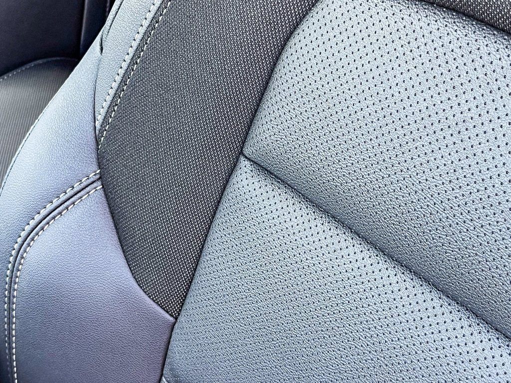 New 2026 Chevrolet Equinox EV LT image 23