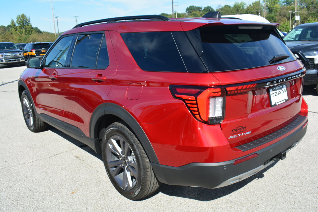 New 2027 Ford Explorer Active w/ Active Comfort Package AWD/4WD image 5