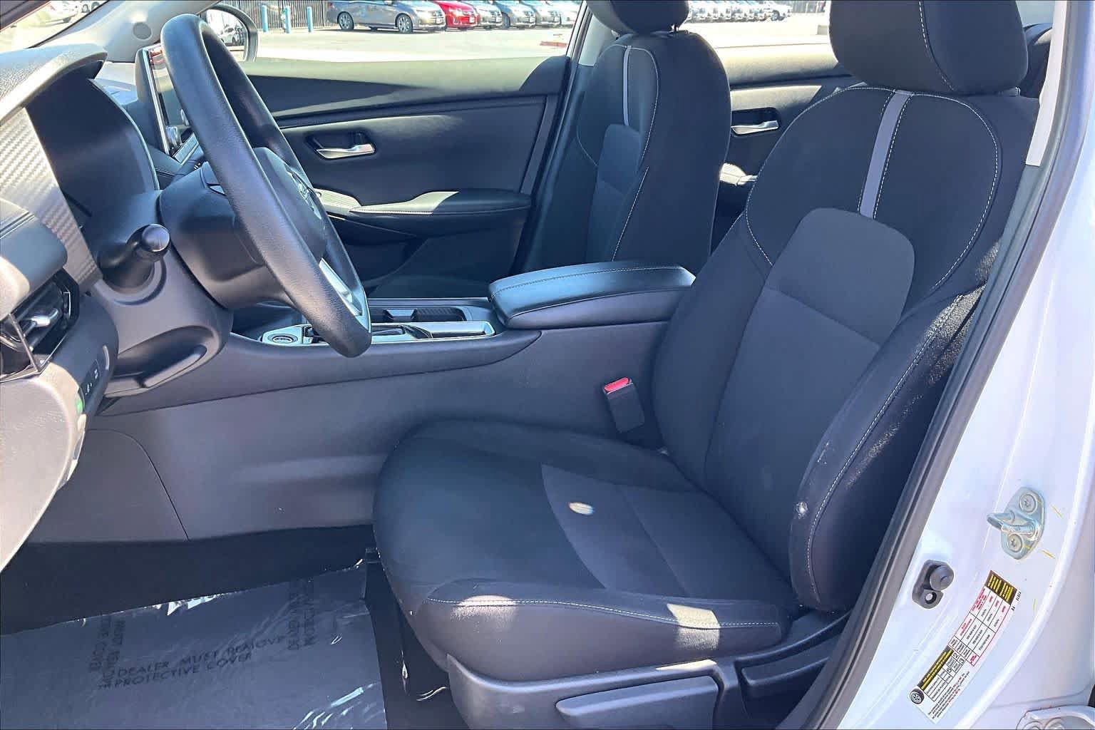 Used 2023 Nissan Sentra SV FWD image 7