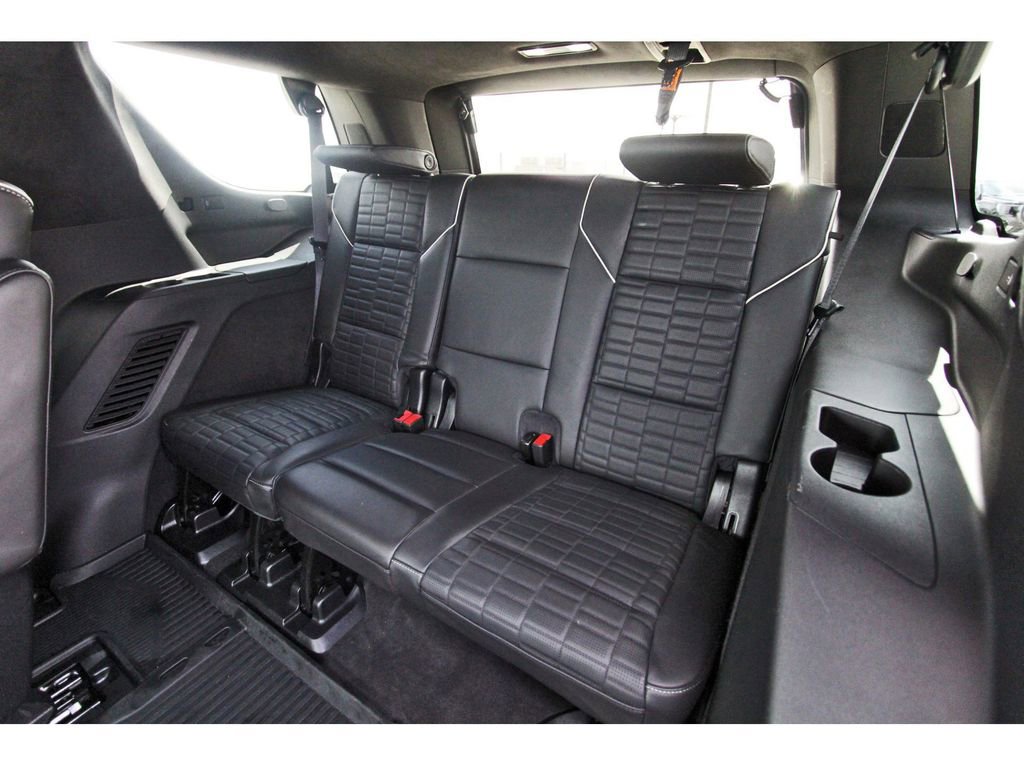 Certified 2024 Cadillac Escalade Sport Platinum w/ LPO, ONYX Package image 13