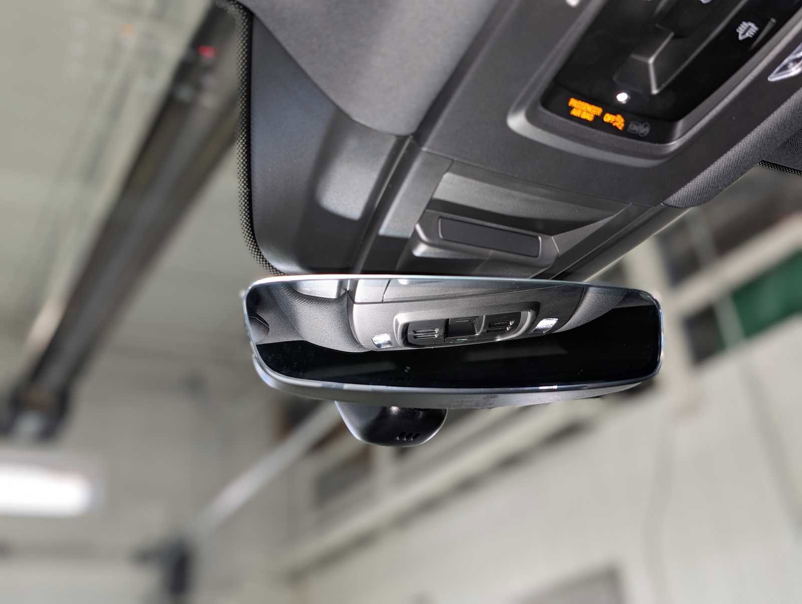 Used 2024 Porsche Cayenne S image 28