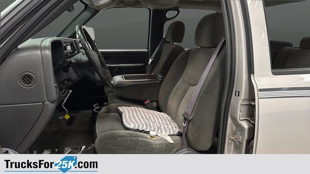 Used 2004 Chevrolet Silverado 2500 LS image 15