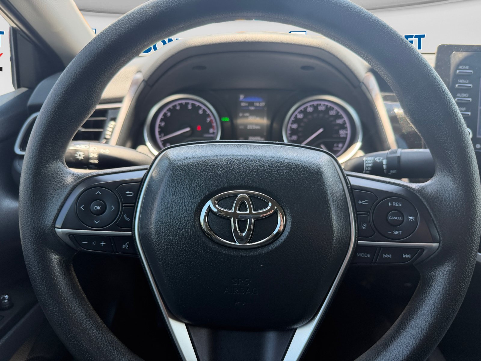 Used 2024 Toyota Camry LE w/ Convenience Package FWD image 19