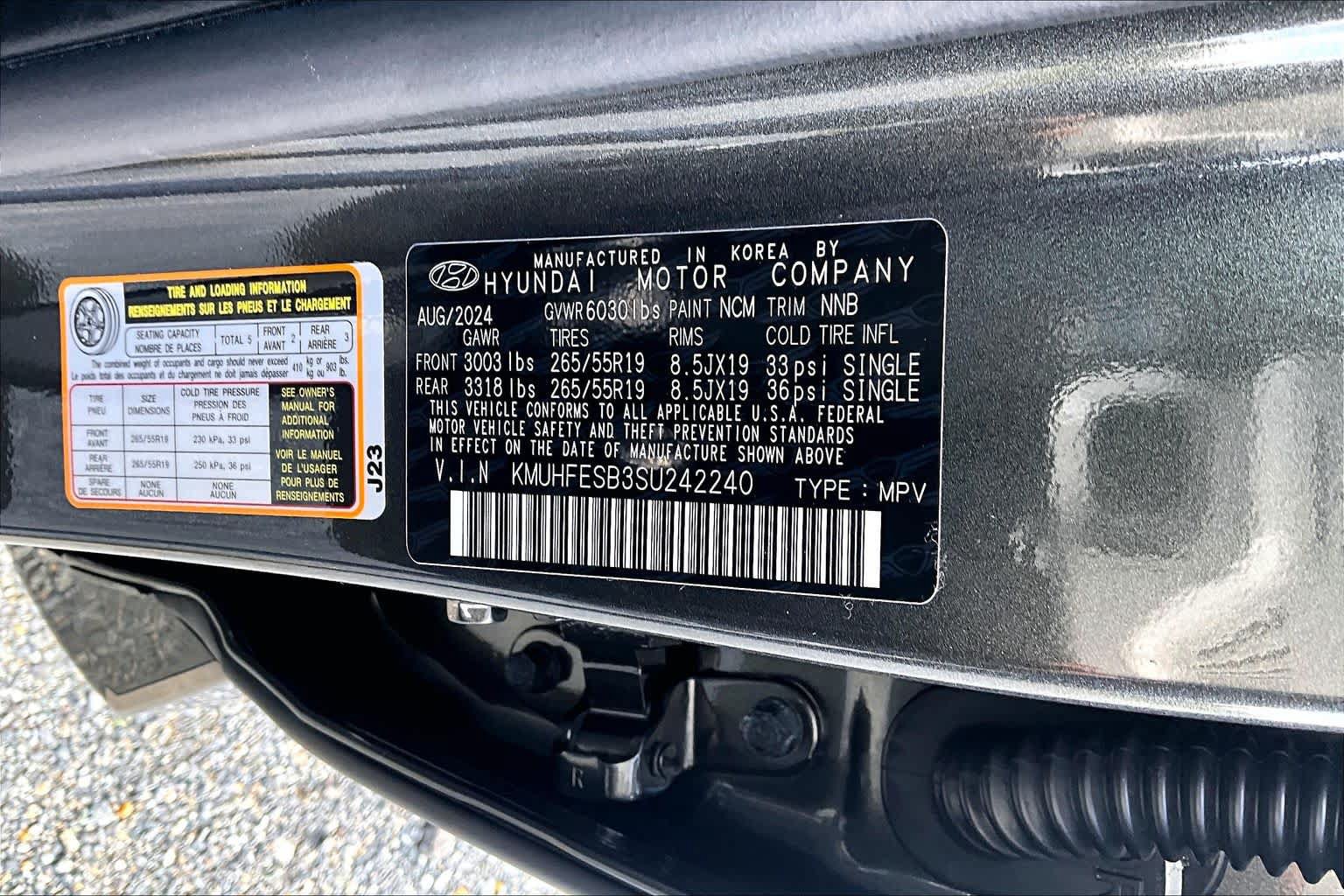 Used 2025 Genesis GV80 2.5T Standard AWD/4WD image 34