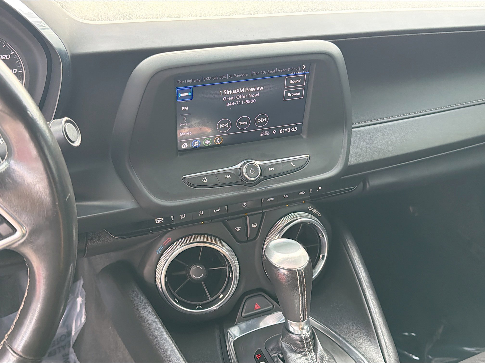 Used 2020 Chevrolet Camaro LT image 26