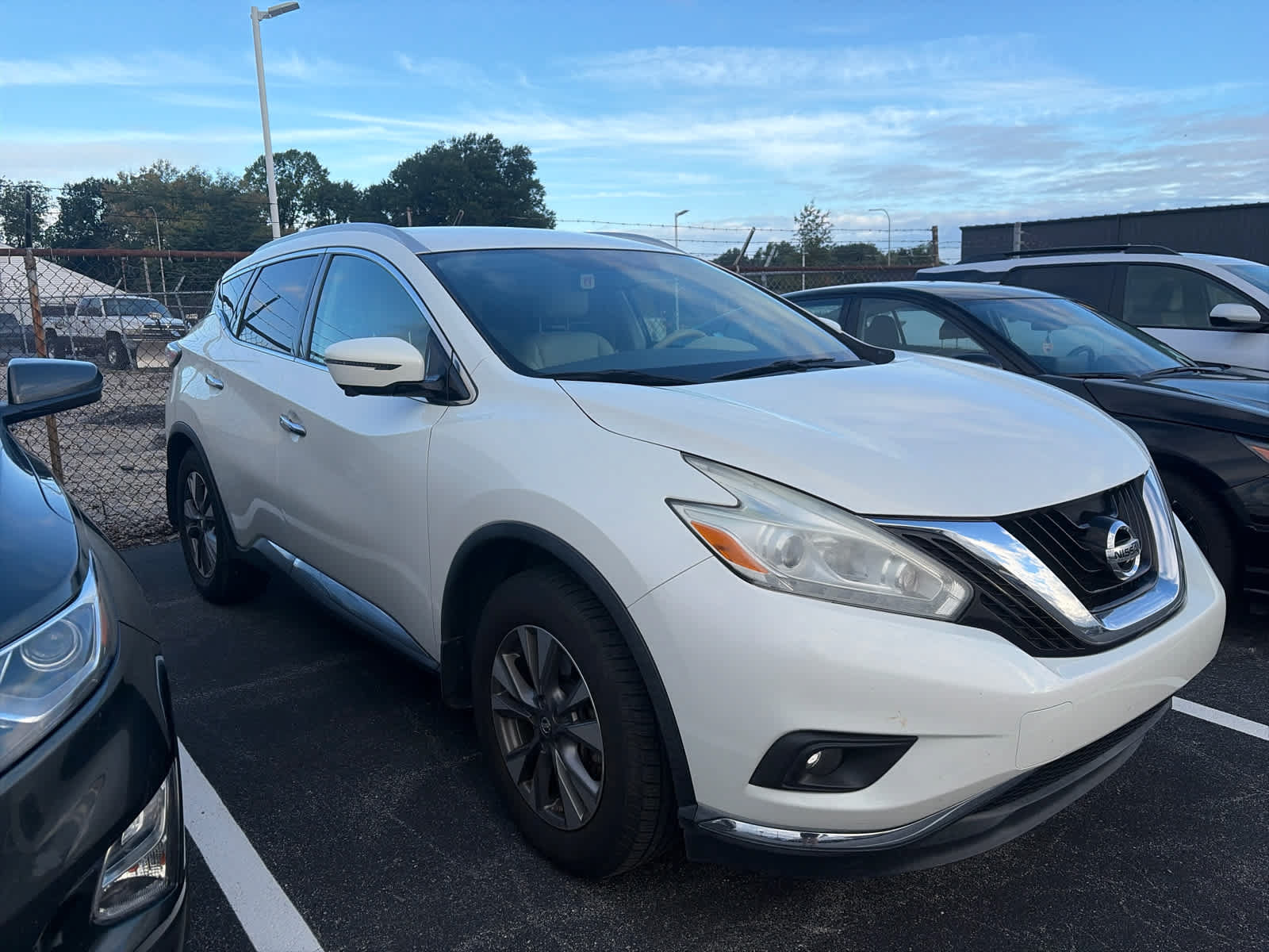 Used 2017 Nissan Murano SL AWD/4WD image 3