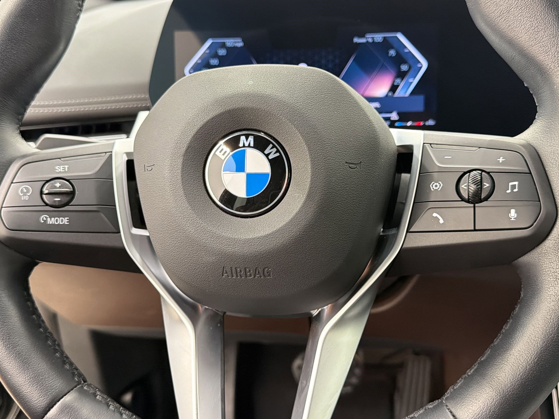 Used 2025 BMW X1 xDrive28i w/ Premium Package AWD/4WD image 16