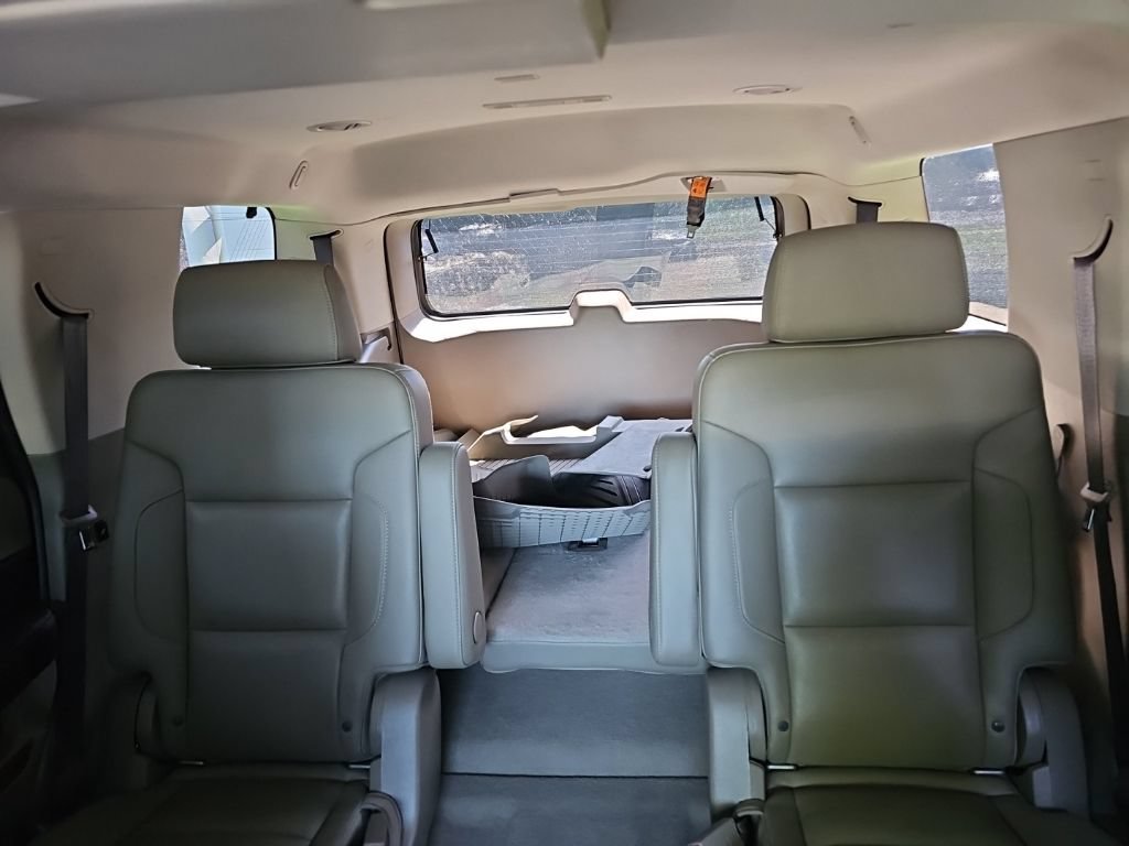 Used 2019 Chevrolet Tahoe Premier AWD/4WD image 17