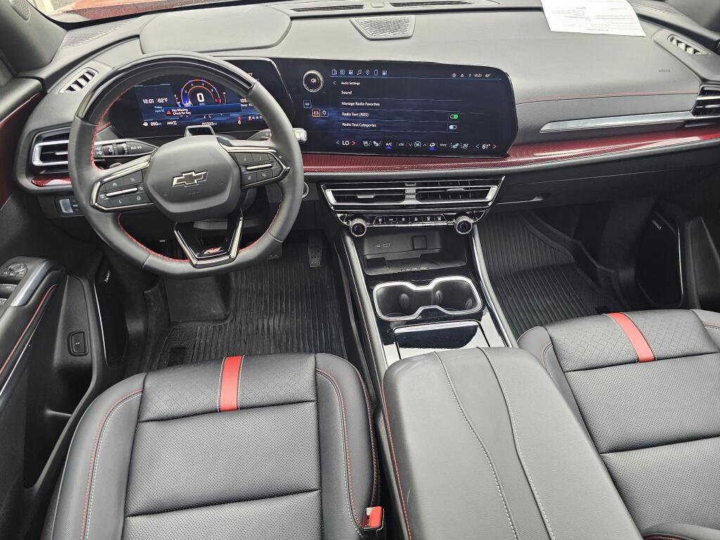 Used 2024 Chevrolet Traverse RS w/ LPO, Floor Liner Package image 22