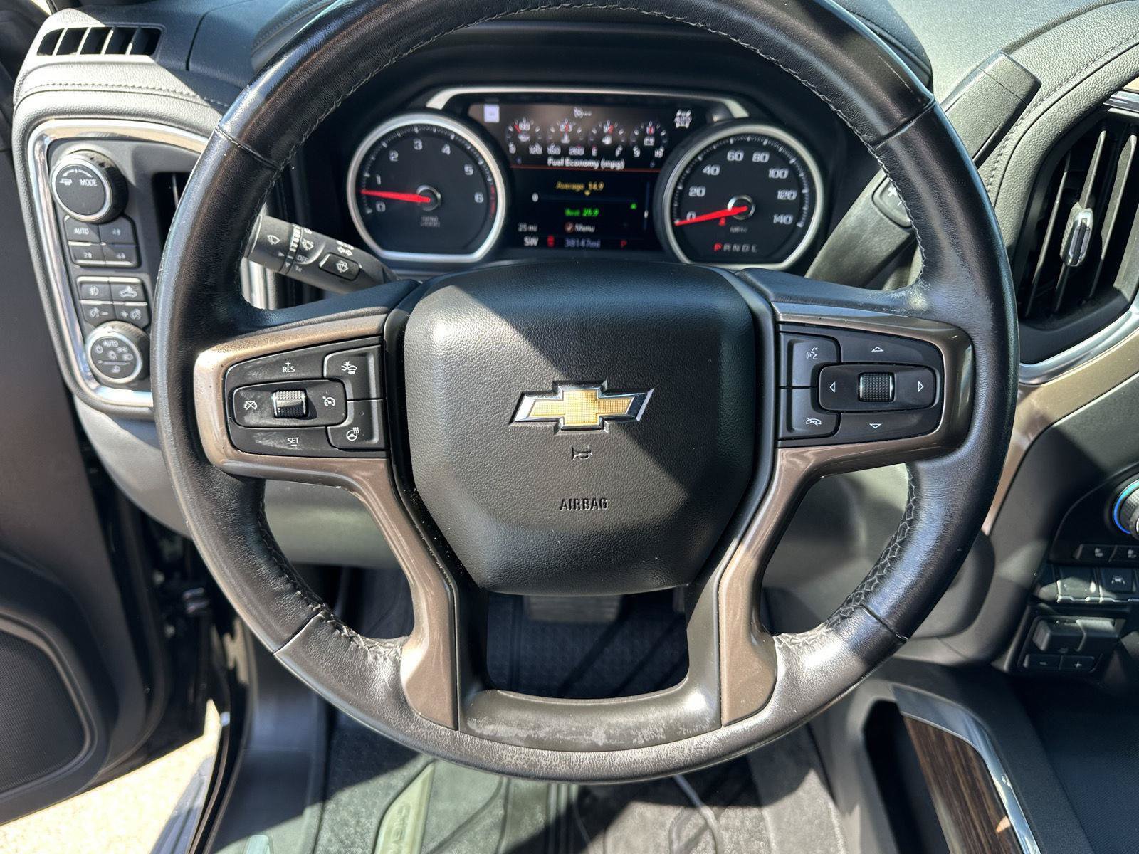 Used 2021 Chevrolet Silverado 1500 High Country w/ Technology Package AWD/4WD image 19