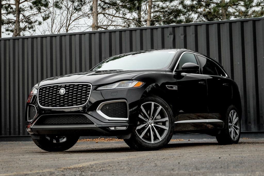 New 2026 Jaguar F-PACE R-Dynamic S image 1