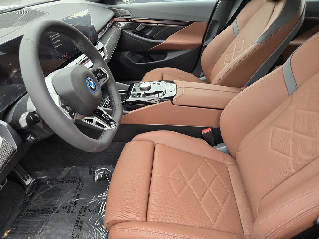 New 2026 BMW i5 eDrive40 w/ M Sport Package AWD/4WD image 14
