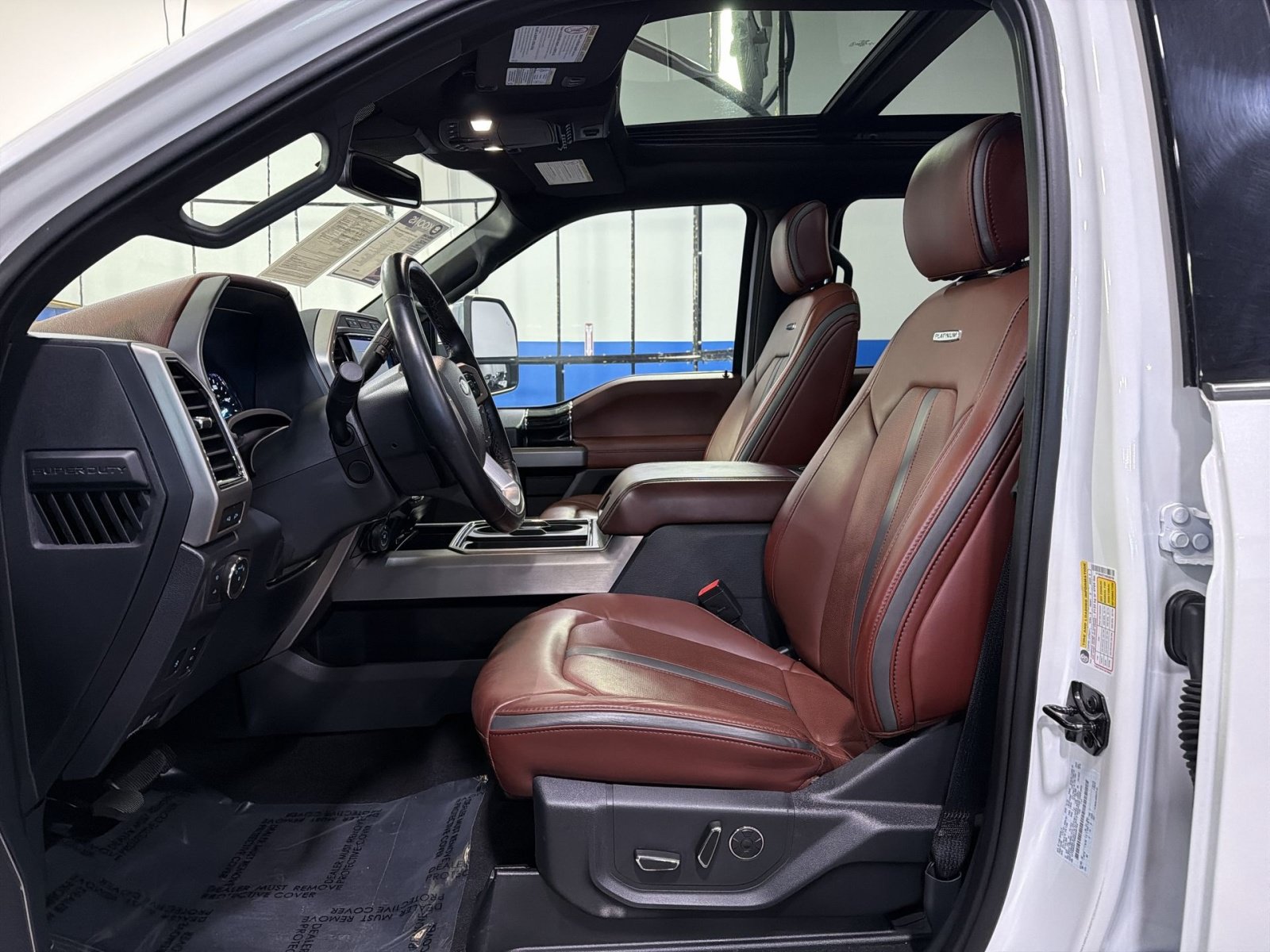 Used 2022 Ford F450 Platinum AWD/4WD image 25
