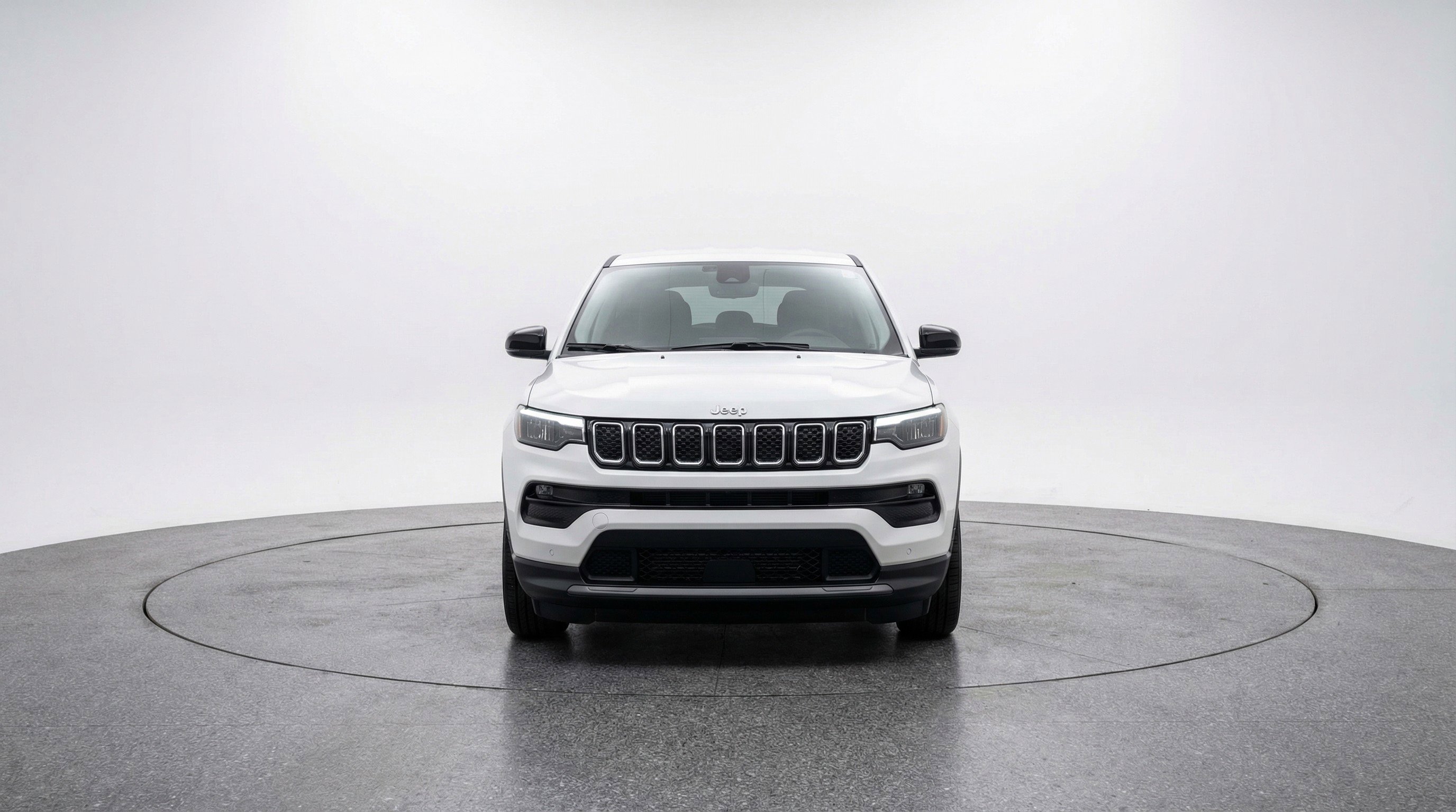 Used 2025 Jeep Compass Latitude AWD/4WD image 2