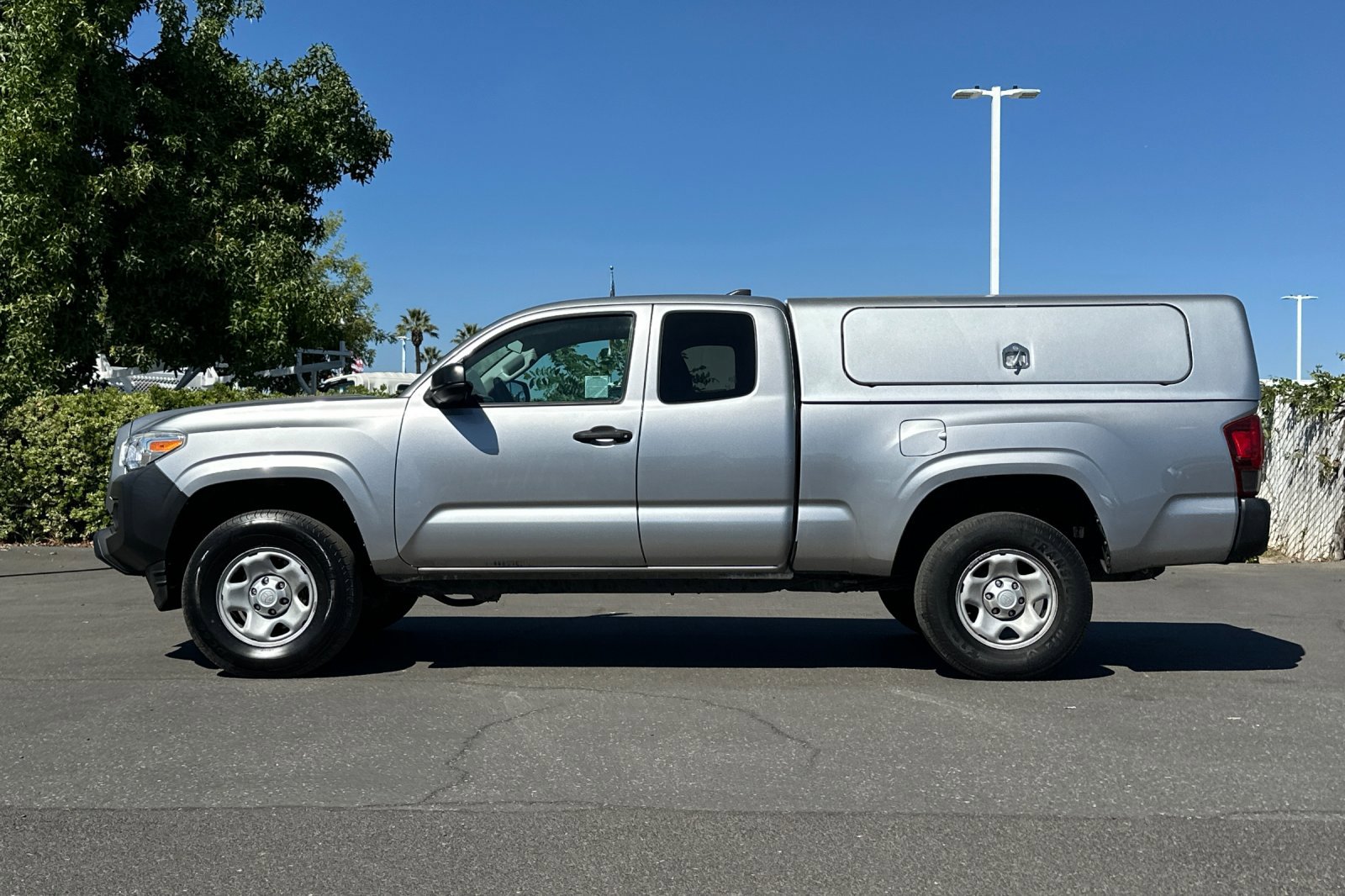 Used 2019 Toyota Tacoma 2WD Access Cab image 7
