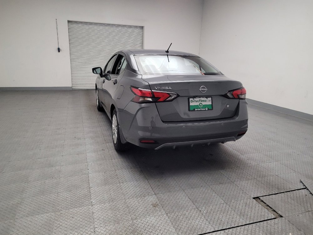 Used 2025 Nissan Versa S w/ Trunk Package image 6