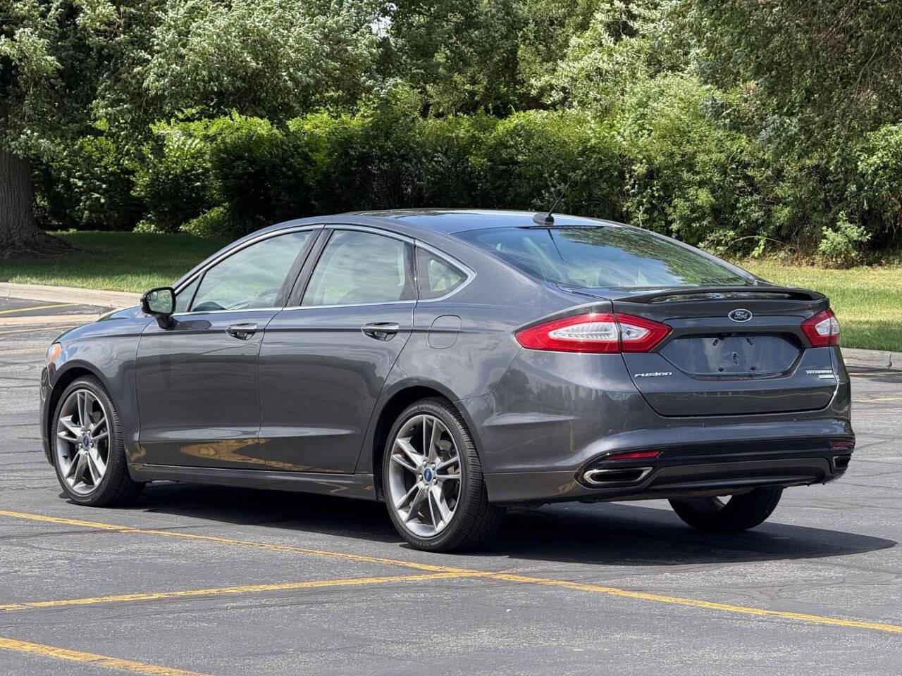 Used 2016 Ford Fusion Titanium FWD image 7