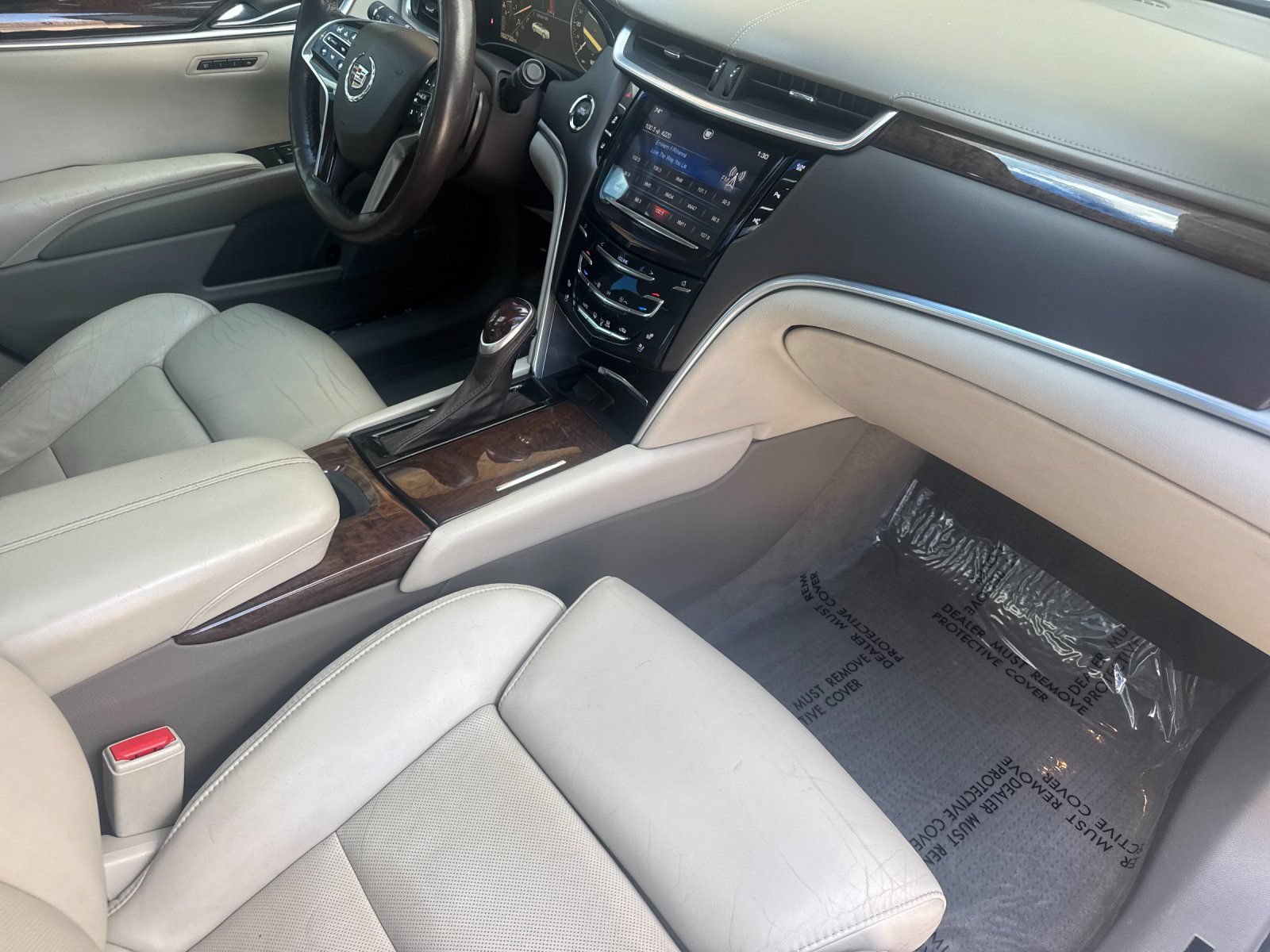 Used 2014 Cadillac XTS Platinum FWD image 15
