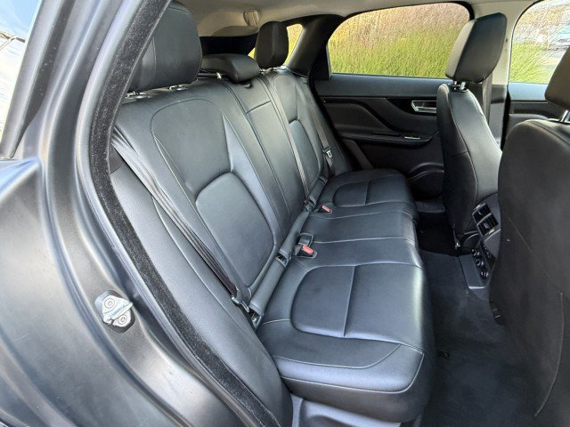 Used 2017 Jaguar F-PACE Premium AWD/4WD image 31