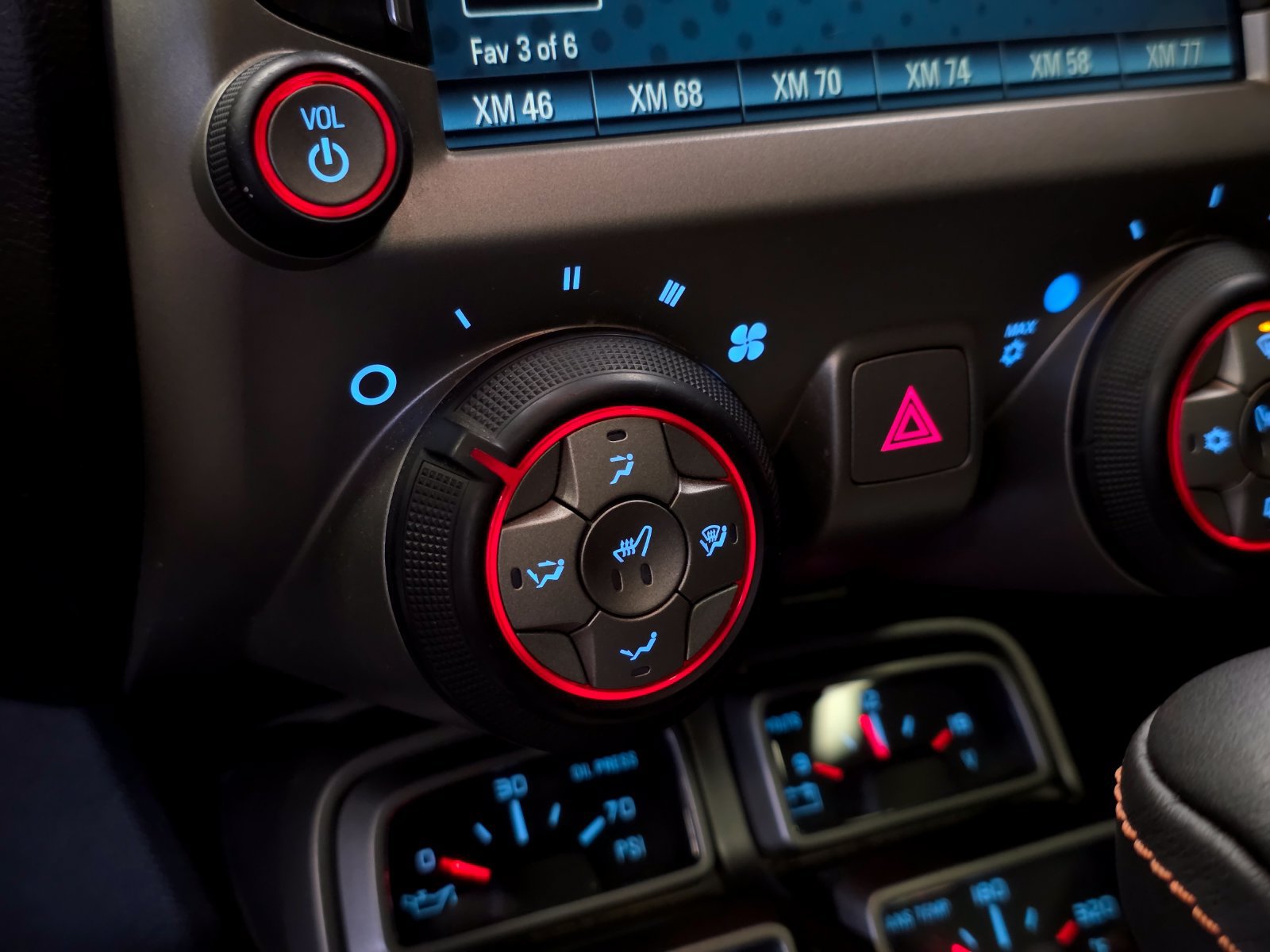 Used 2015 Chevrolet Camaro SS w/ SS Performance Package RWD image 26