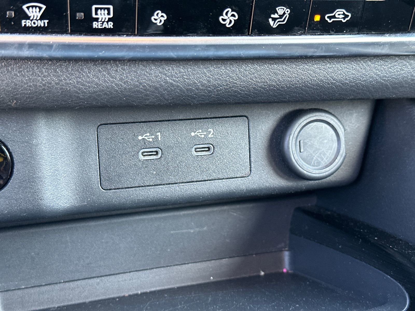 Certified 2024 Nissan Rogue SV FWD image 29