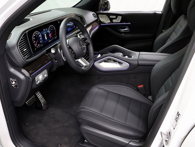 New 2026 Mercedes-Benz GLS 580 4MATIC image 11