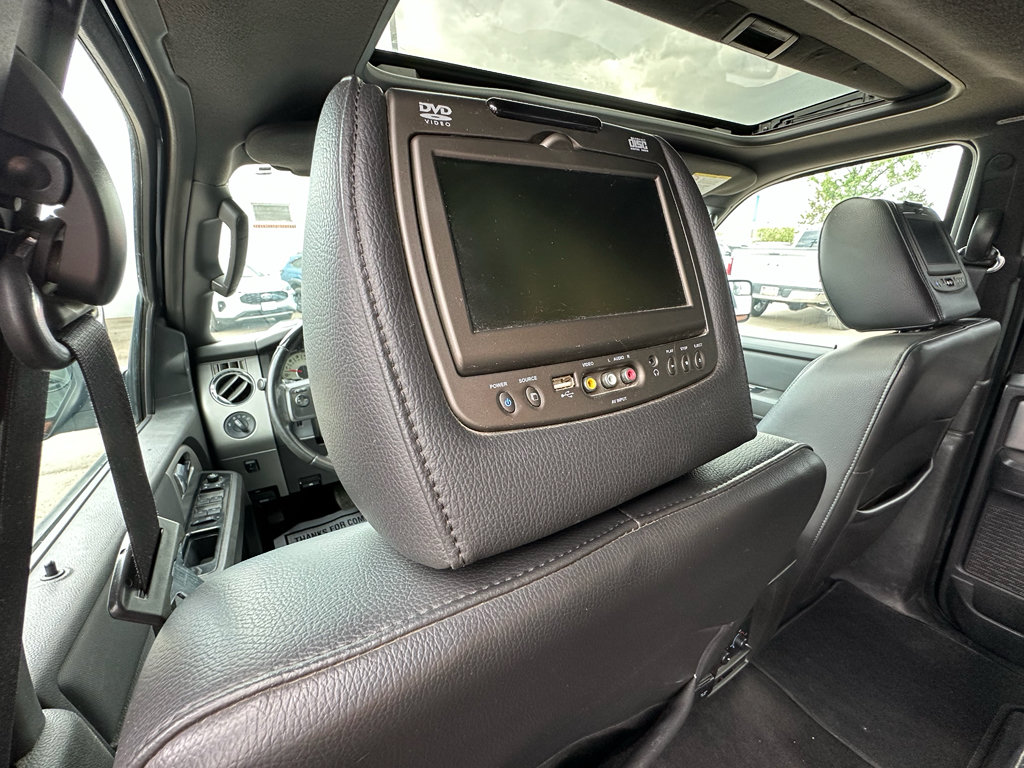 Used 2014 Ford Expedition EL Limited w/ Equipment Group 301A AWD/4WD image 19