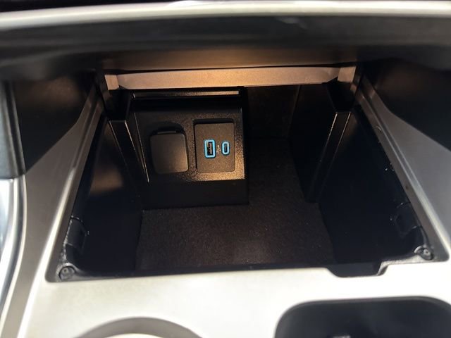 Used 2021 Ford Explorer Limited w/ Equipment Group 301A image 28