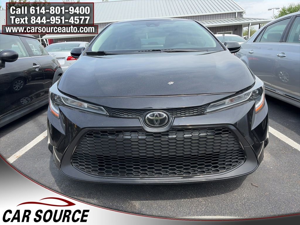 Used 2021 Toyota Corolla LE FWD image 2