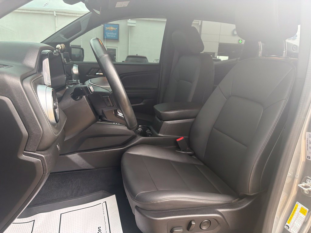 Used 2023 Chevrolet Colorado LT w/ LT Convenience Package III RWD image 18
