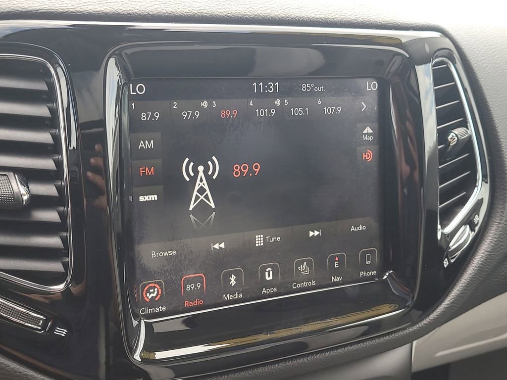 Used 2018 Jeep Compass Limited w/ Navigation Group image 22