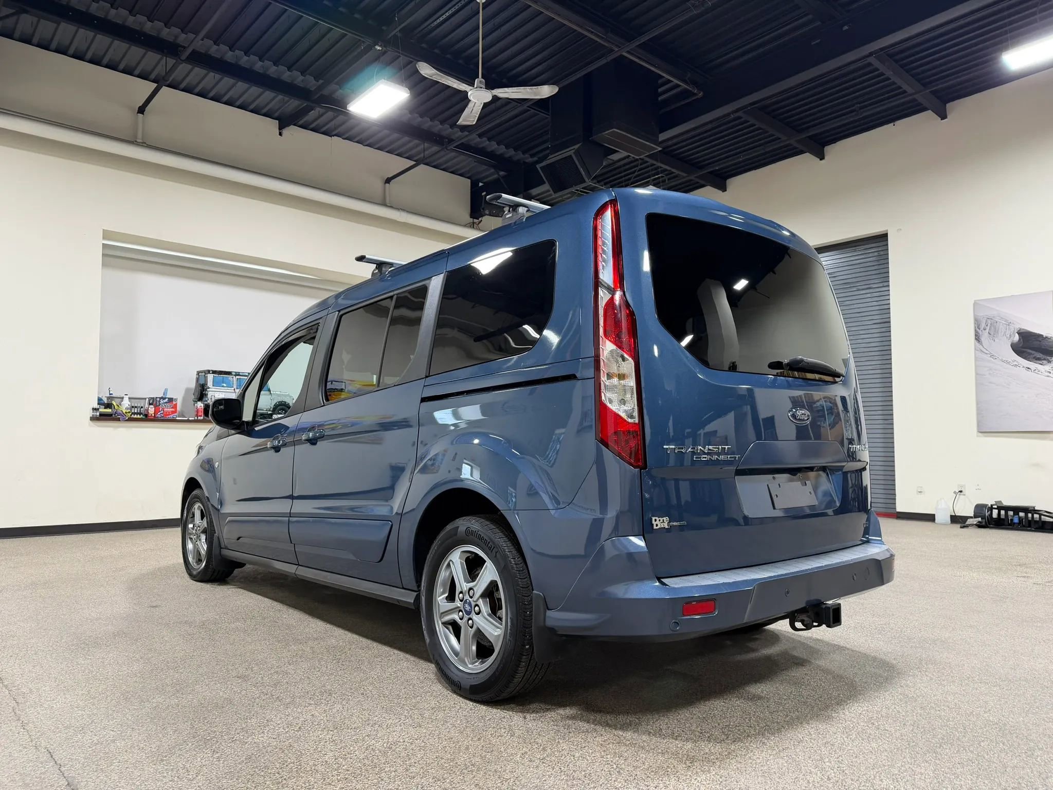 Used 2021 Ford Transit Connect Titanium w/ Trailer Tow Package FWD image 12