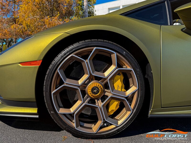 Used 2023 Lamborghini Huracan Tecnica RWD image 43