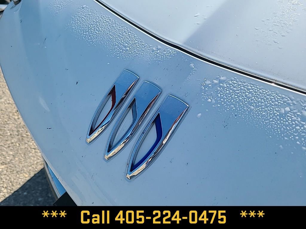 Used 2024 Buick Encore GX Sport Touring image 3