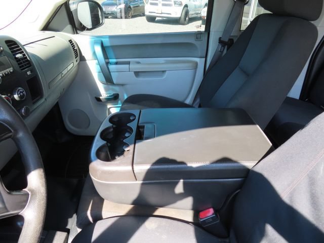 Used 2013 Chevrolet Silverado 1500 W/T AWD/4WD image 16