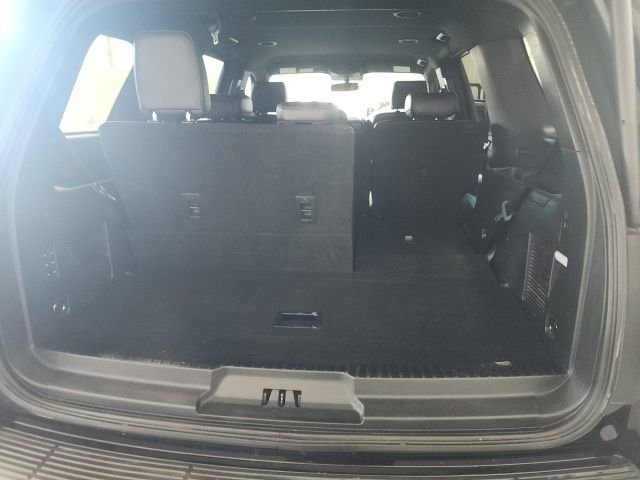Used 2019 Ford Expedition XLT w/ Equipment Group 202A AWD/4WD image 15