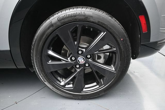 Used 2023 Buick Envision Essence w/ Technology Package I AWD/4WD image 12