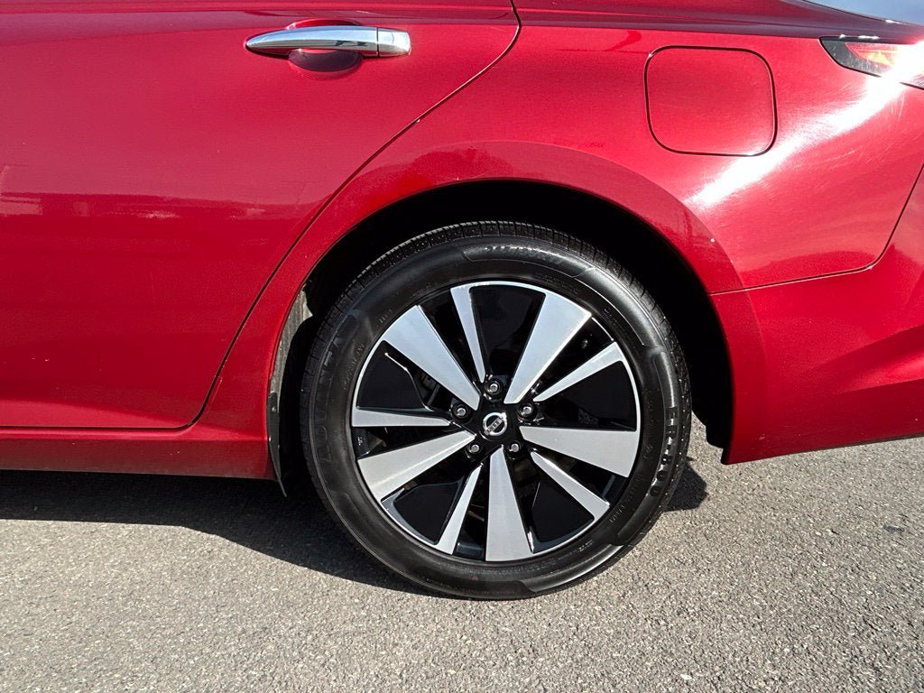 Used 2021 Nissan Altima 2.5 SV FWD image 10