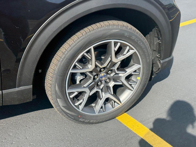 New 2027 Ford Explorer Platinum AWD/4WD image 9