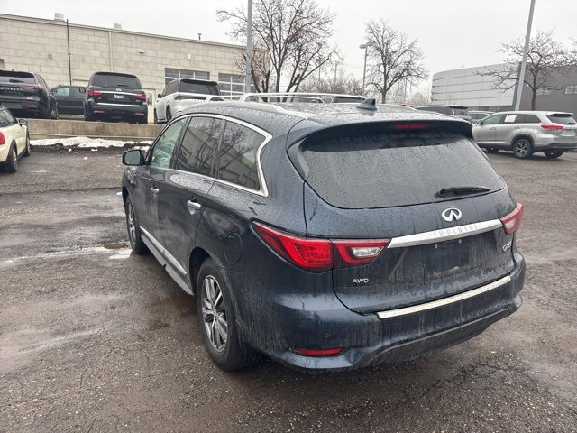 Used 2019 INFINITI QX60 Luxe w/ Essential Package image 7