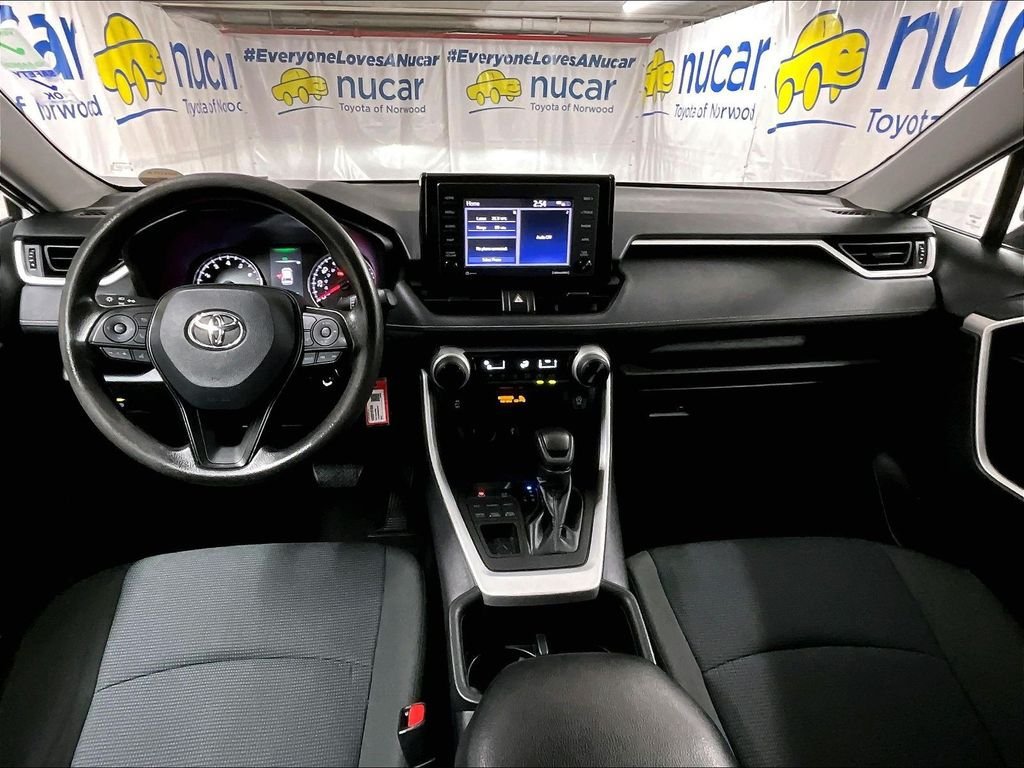 Certified 2022 Toyota RAV4 LE AWD/4WD image 21
