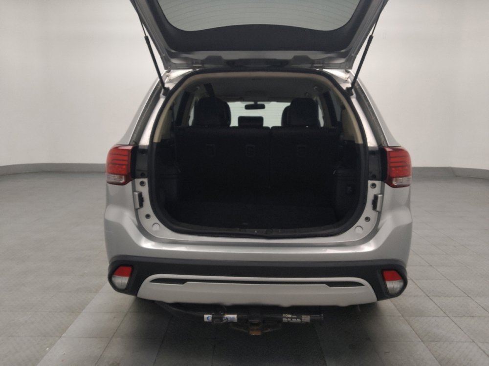 Used 2019 Mitsubishi Outlander SE image 29