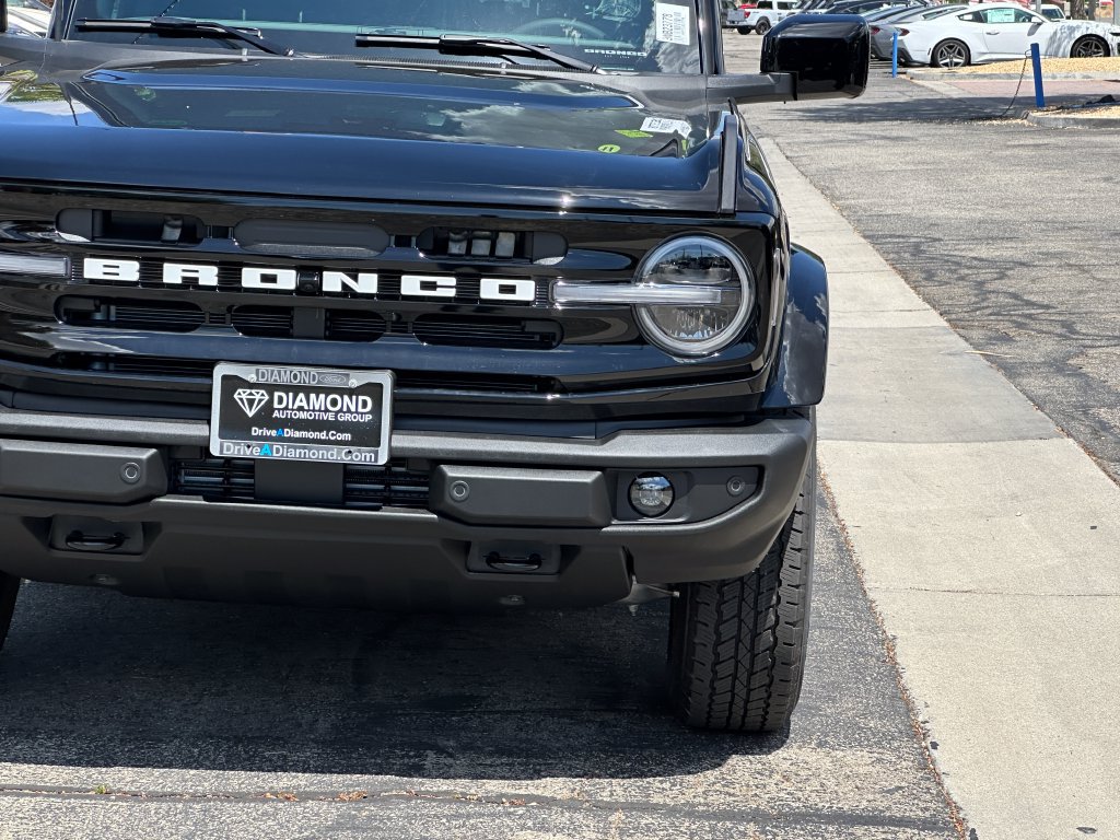 New 2026 Ford Bronco Outer Banks AWD/4WD image 13