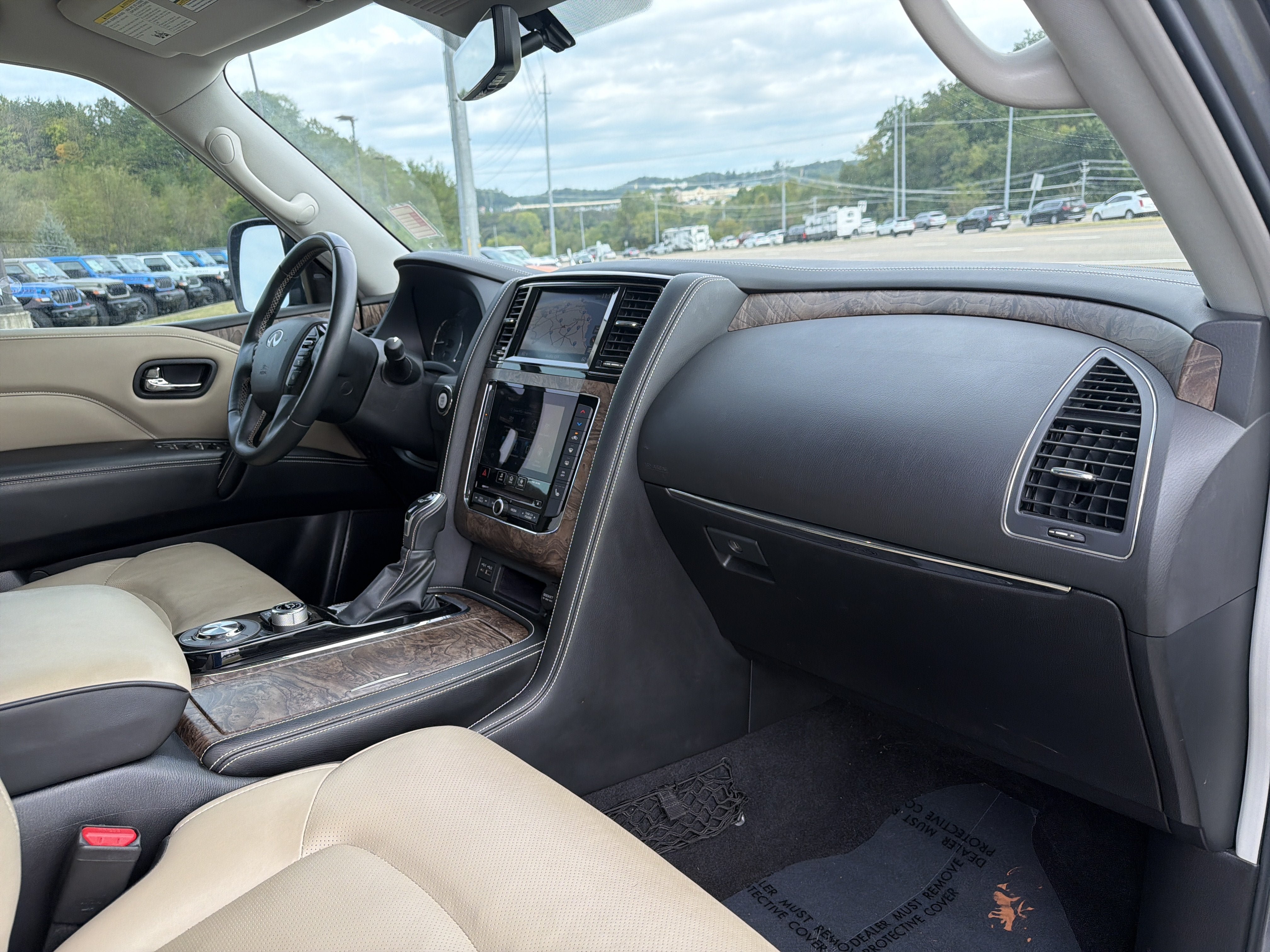 Used 2021 INFINITI QX80 Premium Select w/ Cargo Package RWD image 32