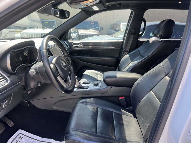 Certified 2020 Jeep Grand Cherokee Limited w/ Luxury Group II AWD/4WD image 14