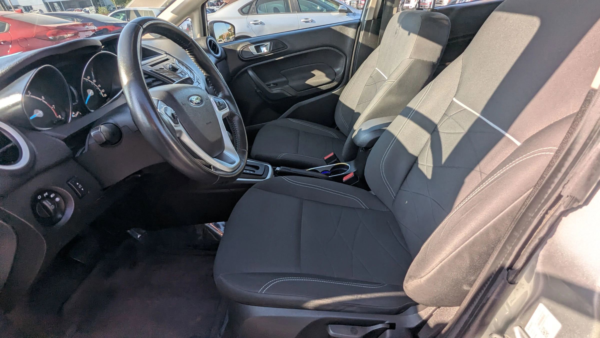 Used 2014 Ford Fiesta SE FWD image 11