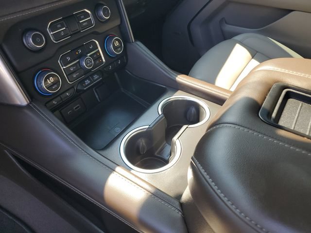 Used 2023 Chevrolet Suburban Z71 AWD/4WD image 30