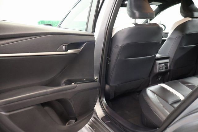 Used 2025 Toyota Camry SE image 29