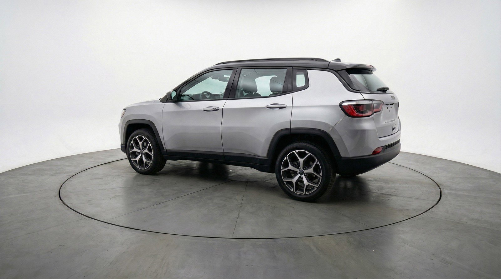 Used 2025 Jeep Compass Limited image 6